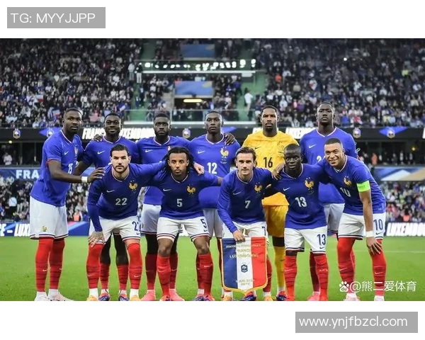 足球法国队的辉煌历史与未来展望:从传奇球员到战术革新 足球法国队的辉煌历史与未来展望:从传奇球员到战术革新